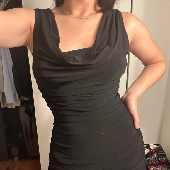 BLACK MIDLENGTH DRESS - Picture 1 of 3